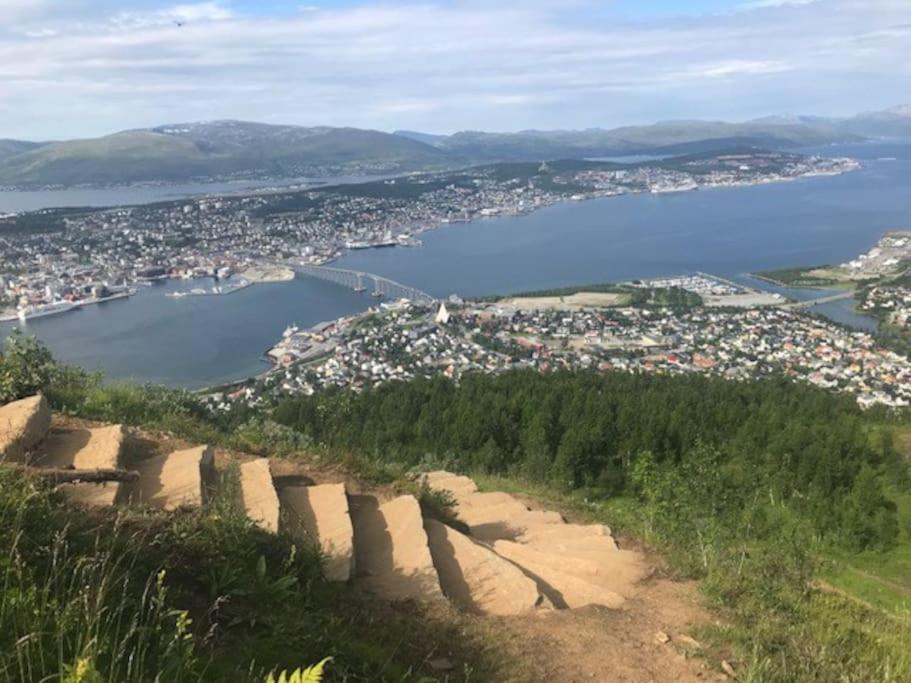 Appartement Stunning Views & Location In